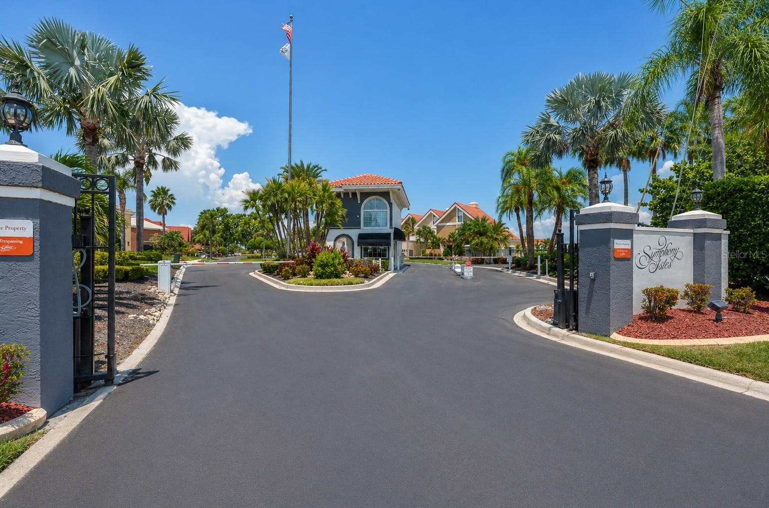 1021 SYMPHONY ISLES BLVD, APOLLO BEACH, FL, 33572