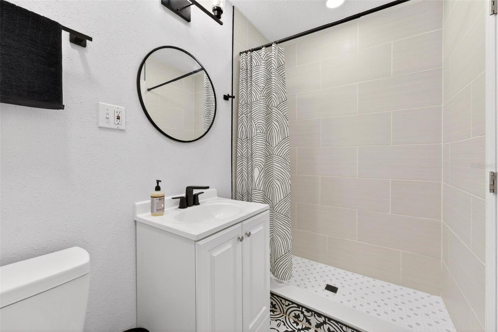 700 S WELLINGTON DR, DELTONA, FL, 32725