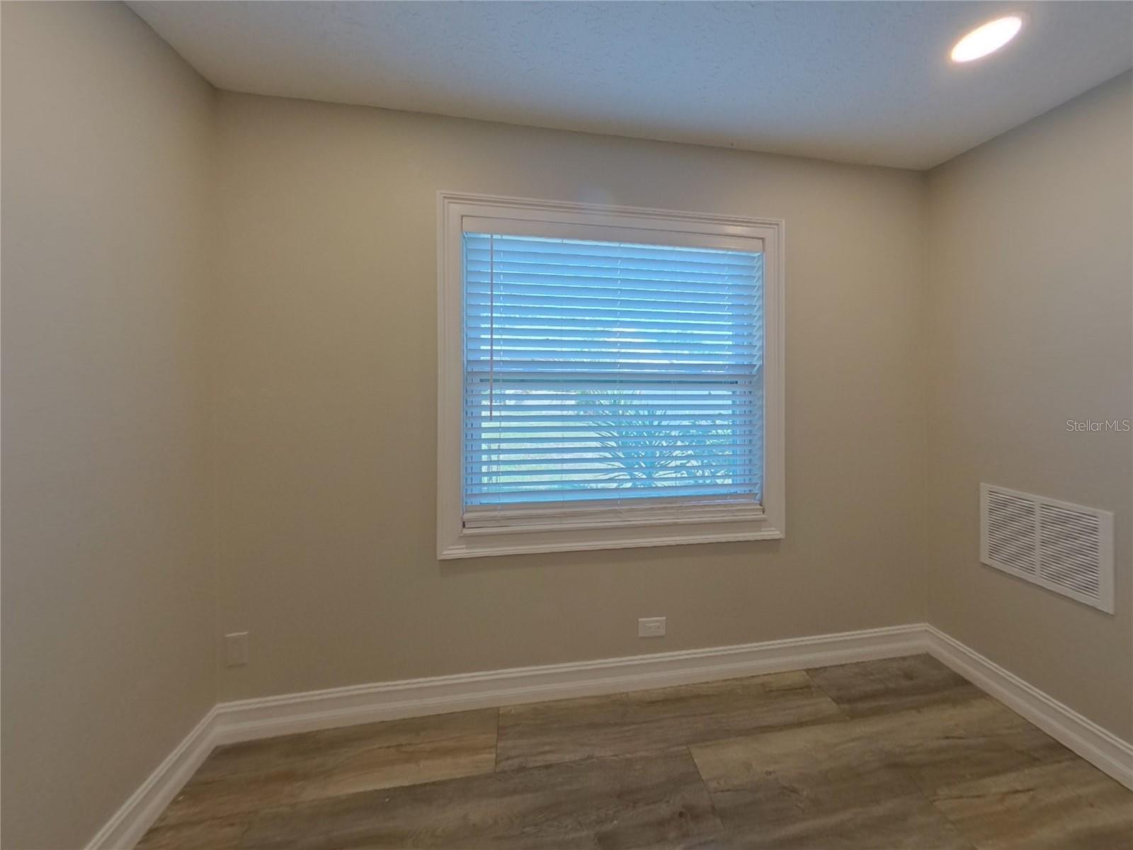 CYPRESS COVE SUB, LUTZ, FL, 33549