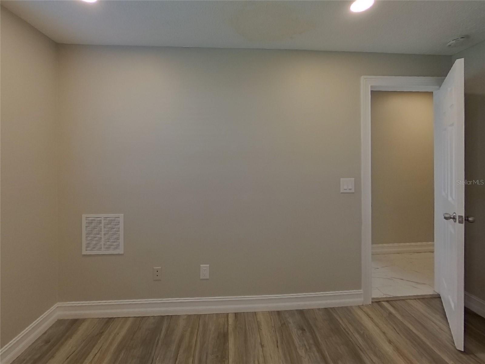 CYPRESS COVE SUB, LUTZ, FL, 33549