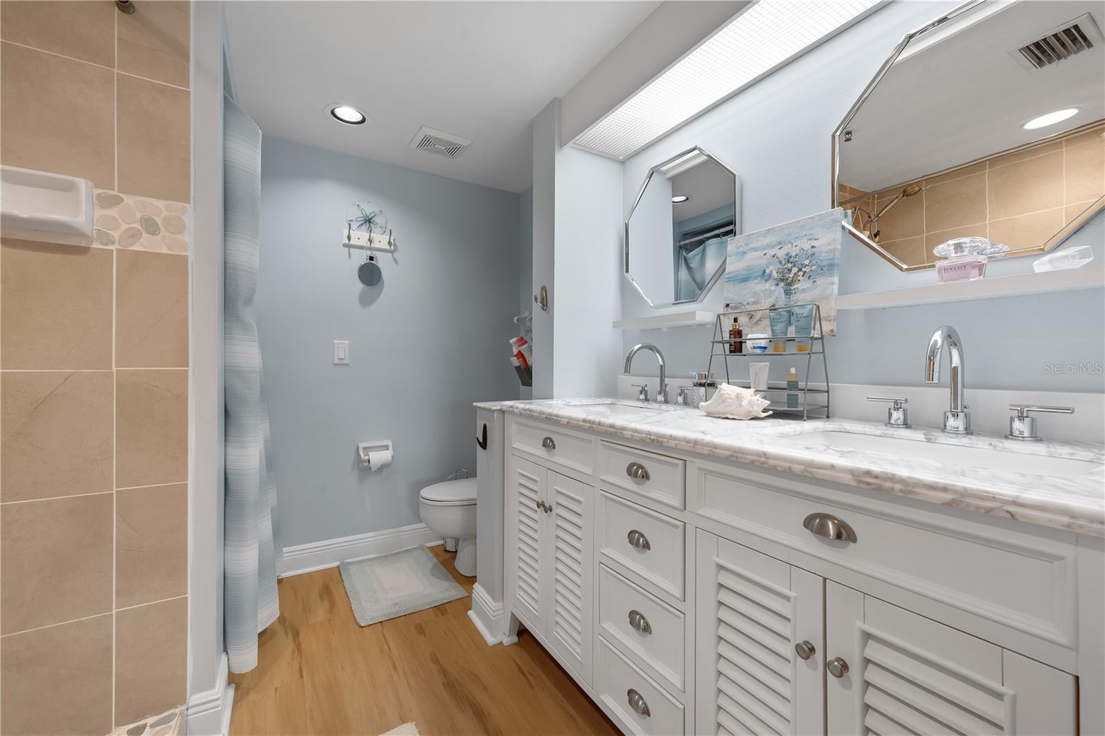 1015 WEXFORD BLVD #1015, VENICE, FL, 34293