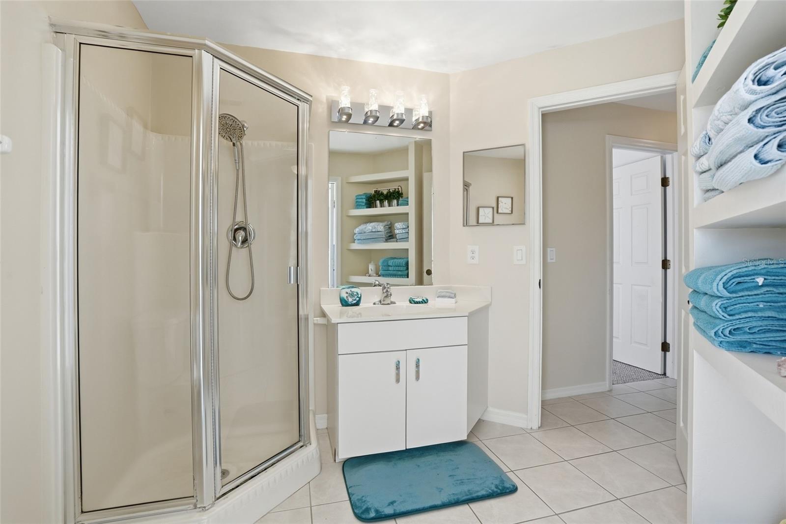 4925 SORRENTO CT, CAPE CORAL, FL, 33904