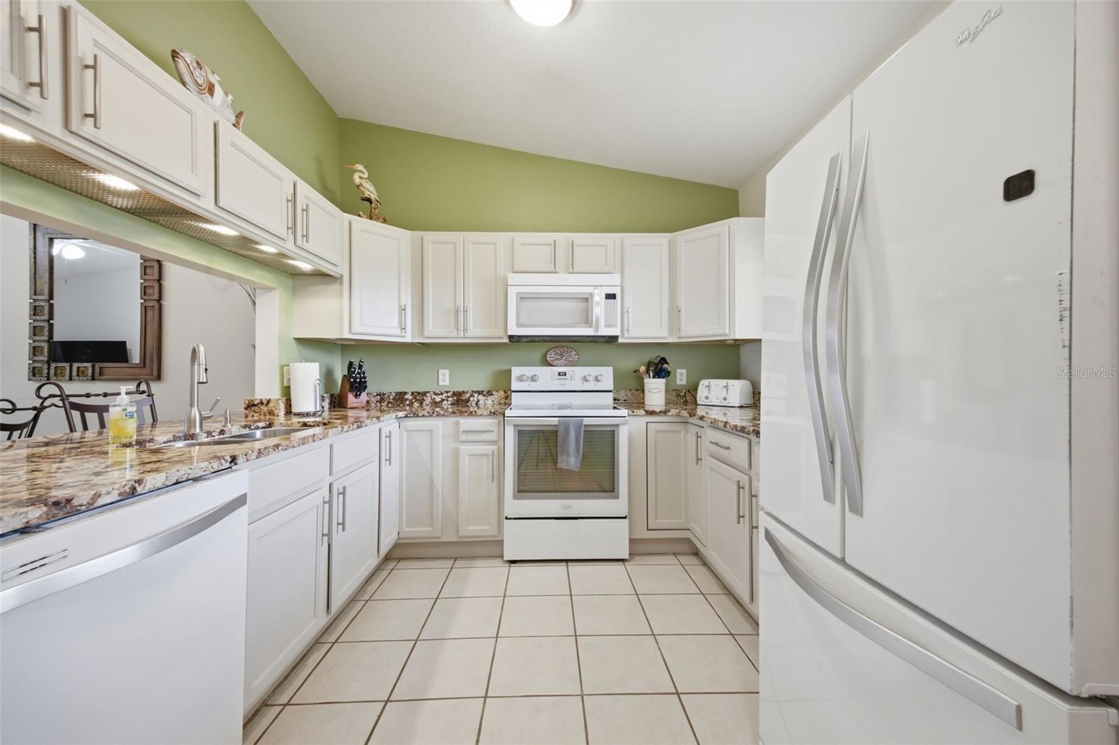 1638 SEASCAPE CIR #1638, TARPON SPRINGS, FL, 34689