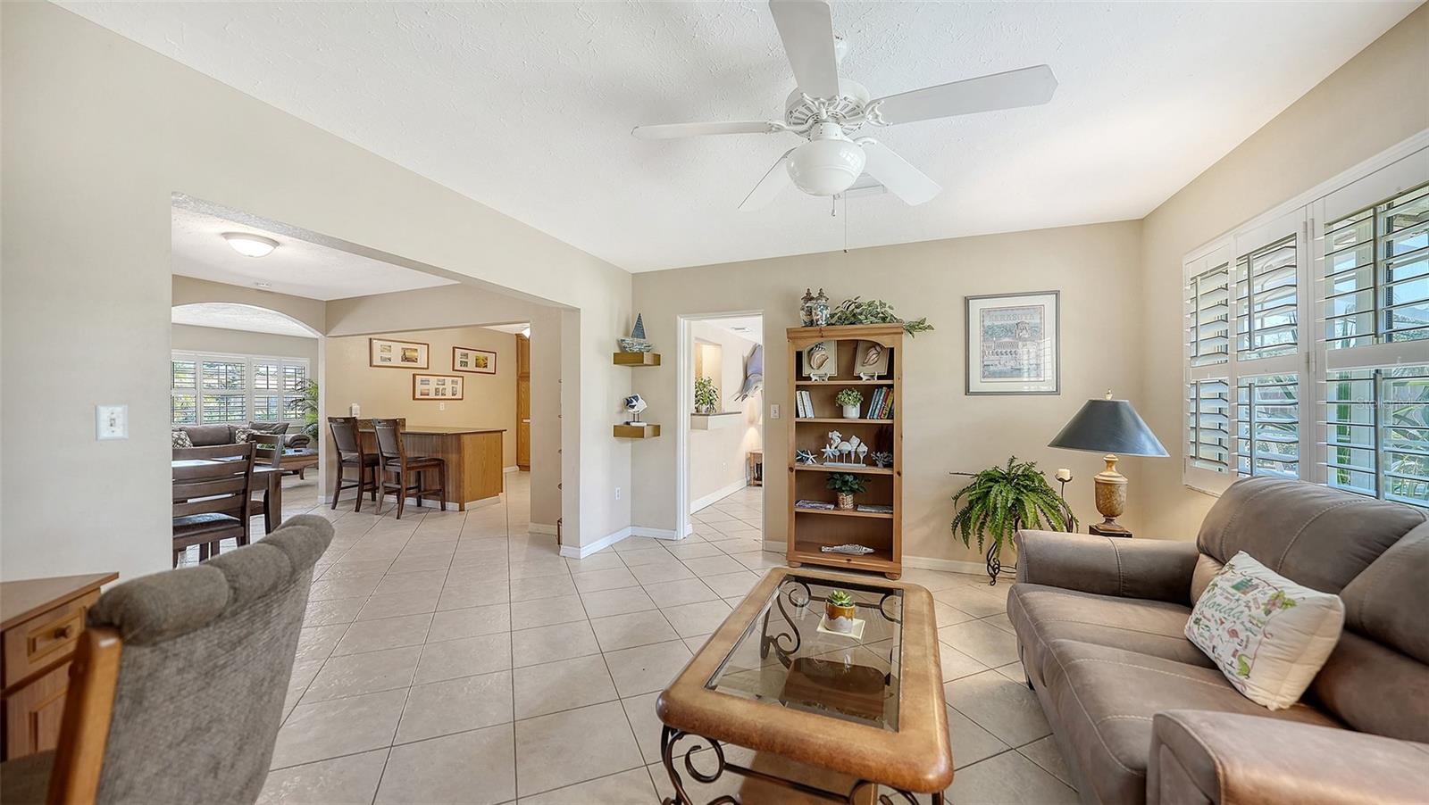 3537 S SCHOOL AVE, SARASOTA, FL, 34239