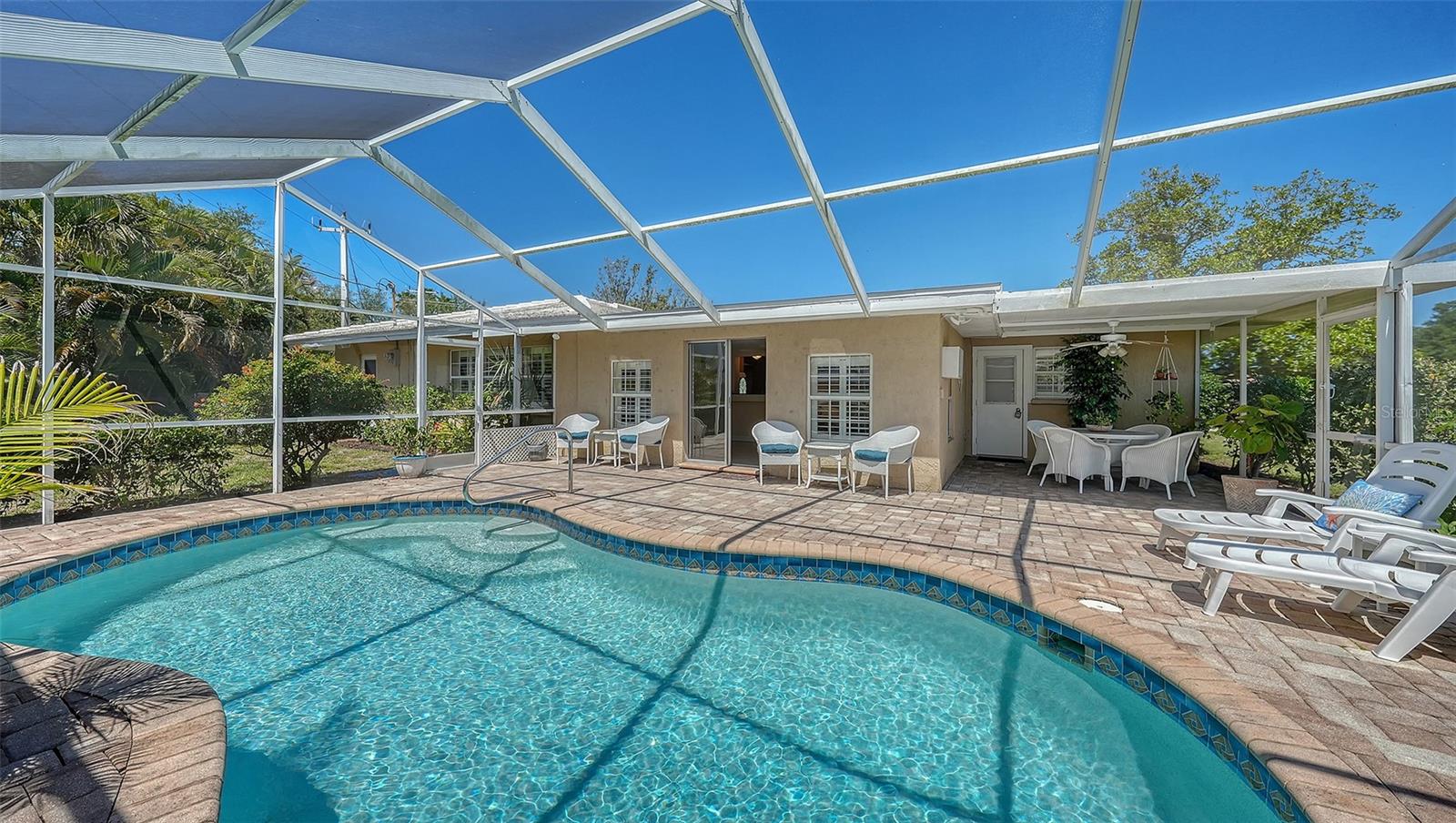 3537 S SCHOOL AVE, SARASOTA, FL, 34239