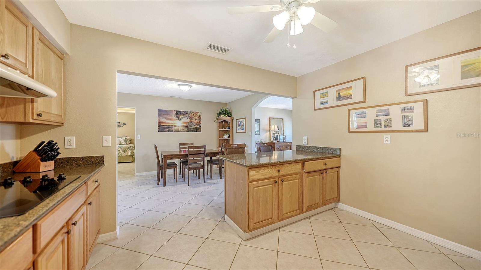3537 S SCHOOL AVE, SARASOTA, FL, 34239
