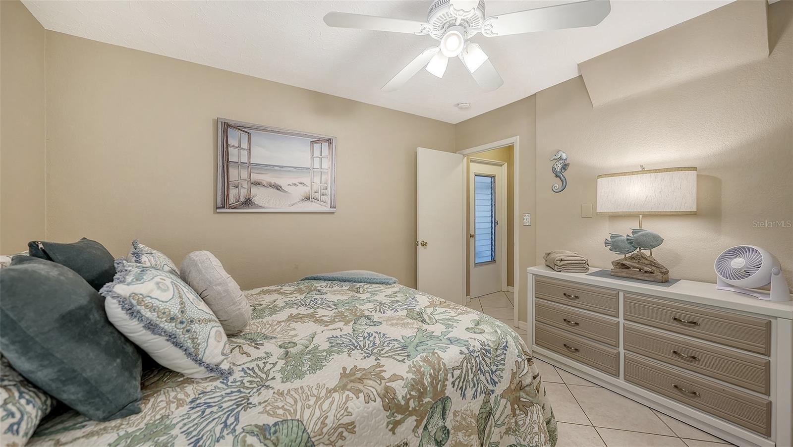 3537 S SCHOOL AVE, SARASOTA, FL, 34239