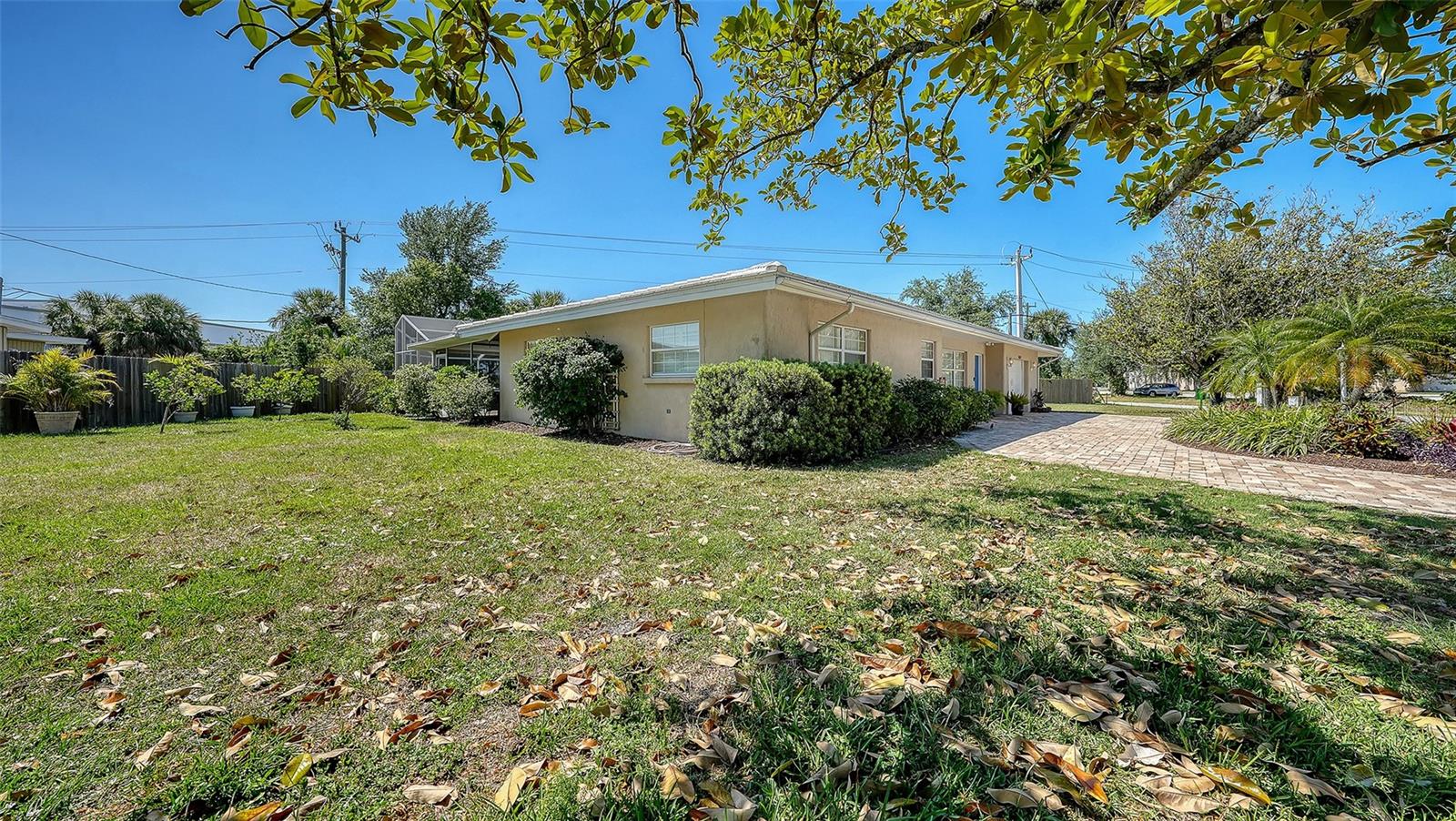 3537 S SCHOOL AVE, SARASOTA, FL, 34239