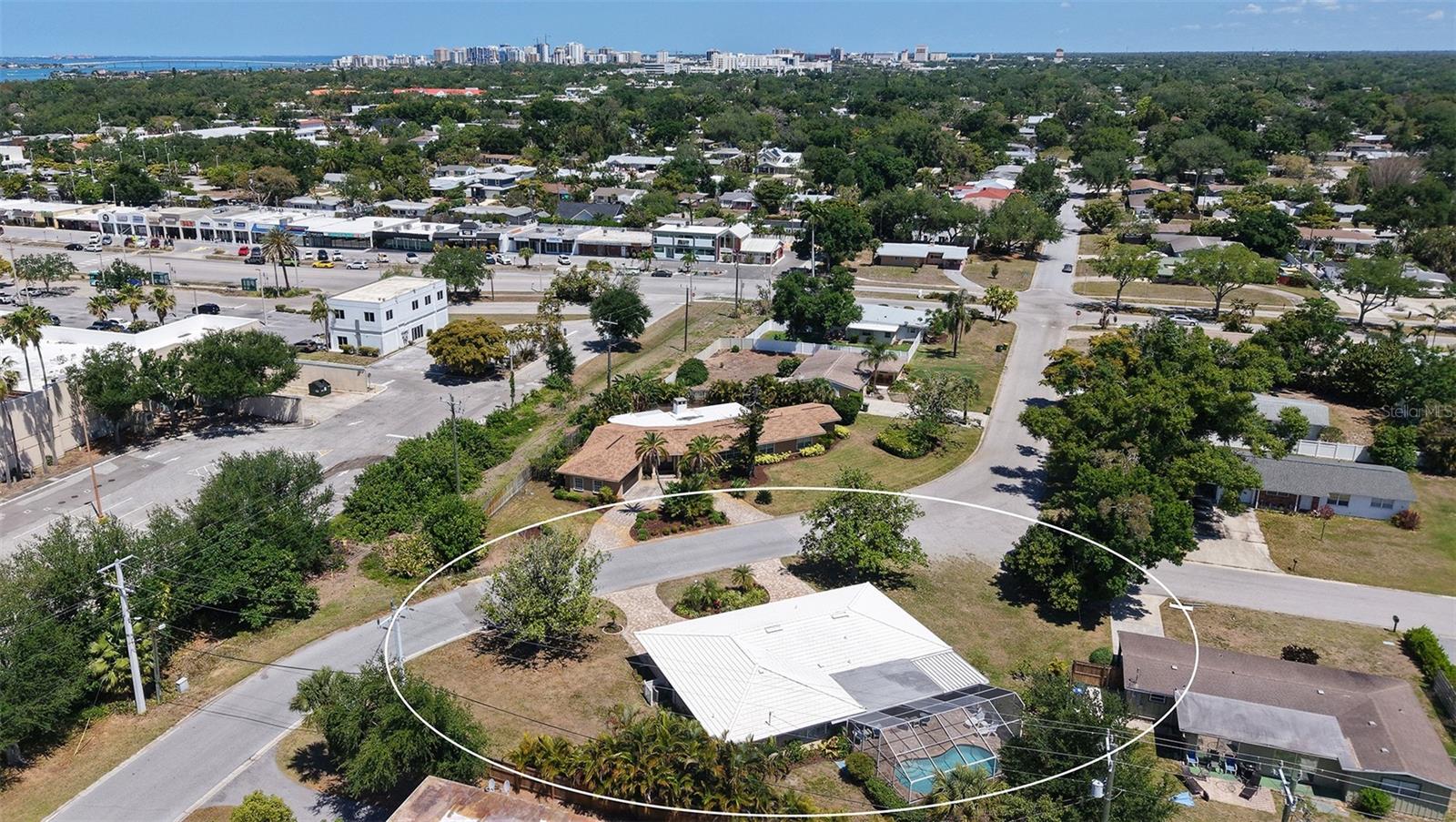 3537 S SCHOOL AVE, SARASOTA, FL, 34239
