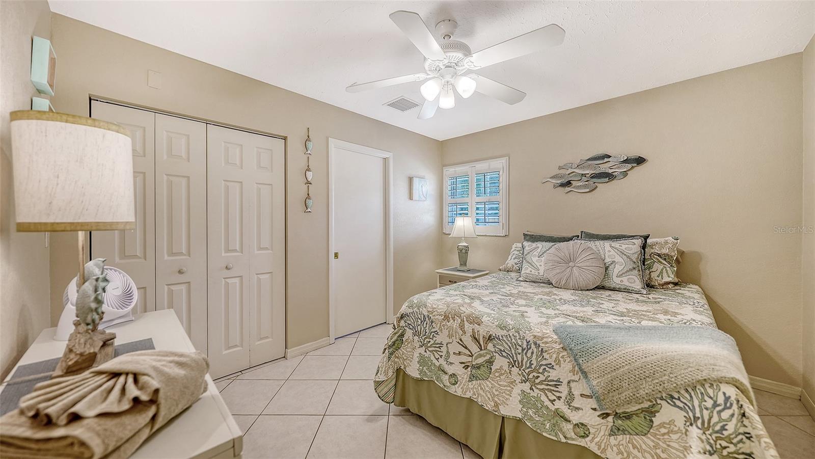 3537 S SCHOOL AVE, SARASOTA, FL, 34239