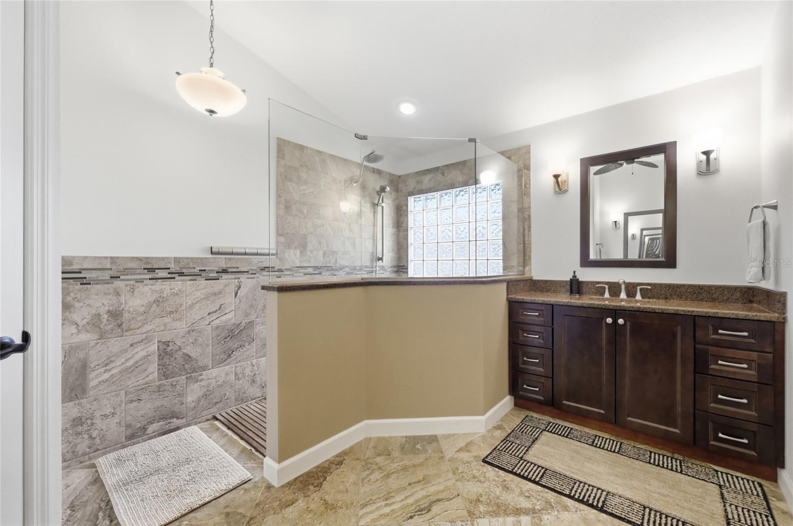 1101 CIRRUS CT, ORLANDO, FL, 32835