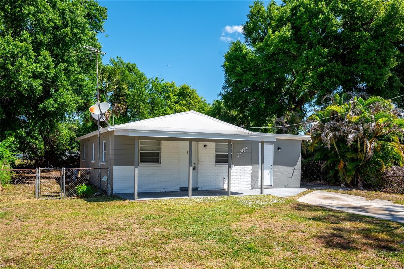 1709 W COMANCHE AVE, TAMPA, FL, 33603