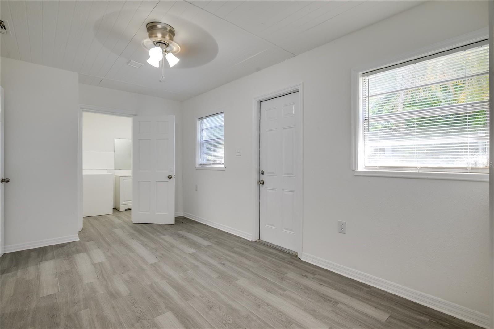 1709 W COMANCHE AVE, TAMPA, FL, 33603