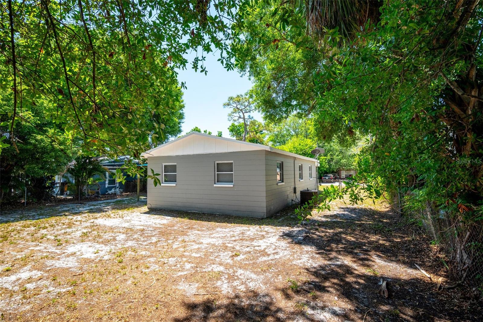 1709 W COMANCHE AVE, TAMPA, FL, 33603