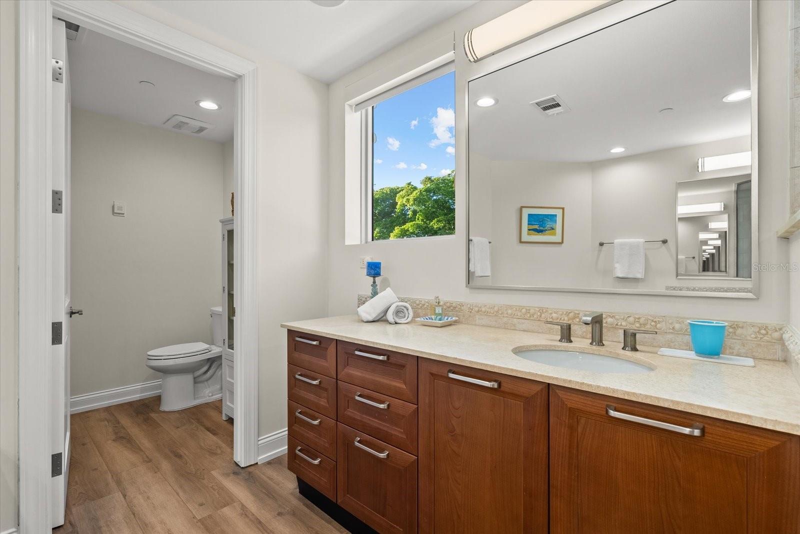 128 GOLDEN GATE PT #202A, SARASOTA, FL, 34236