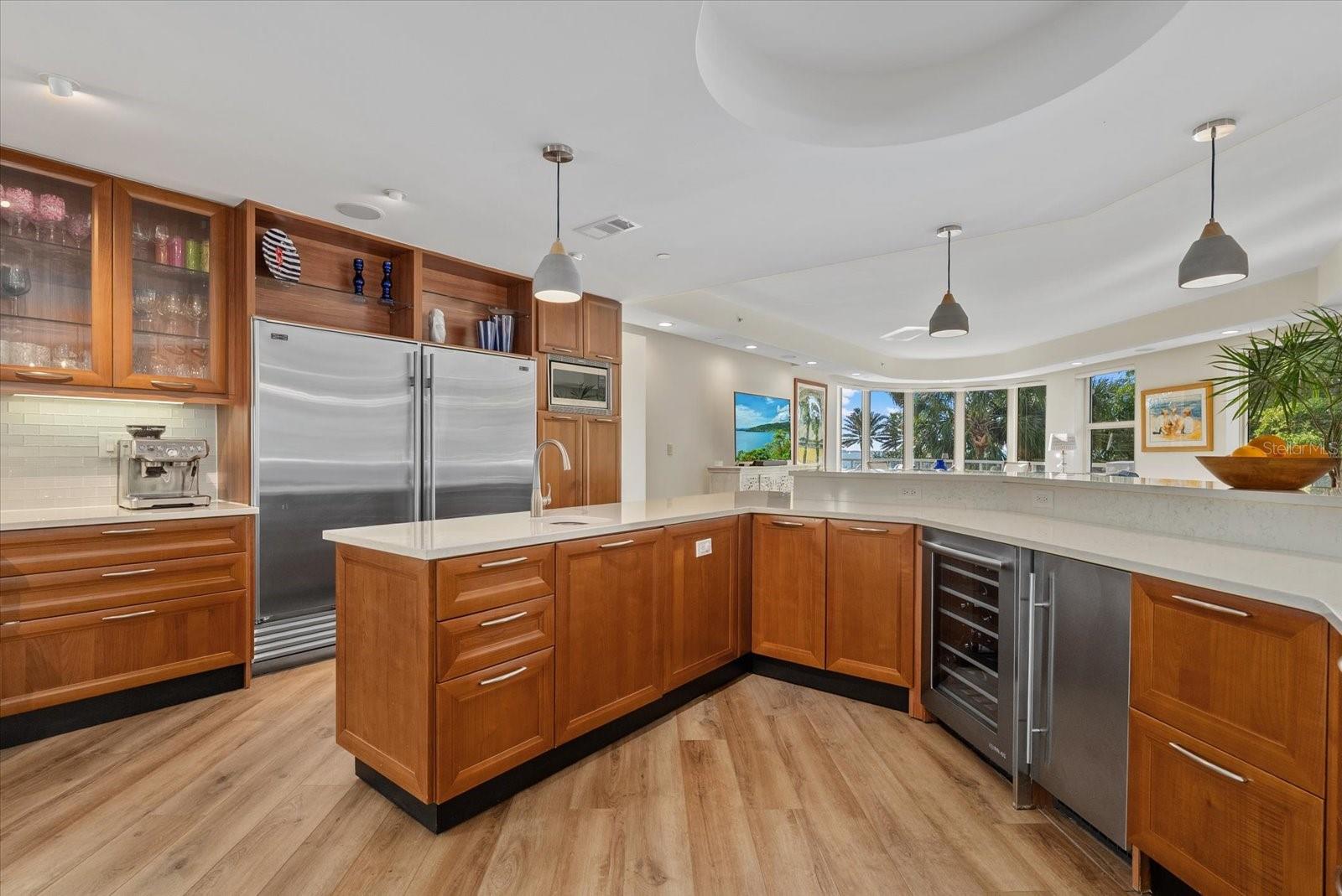 128 GOLDEN GATE PT #202A, SARASOTA, FL, 34236