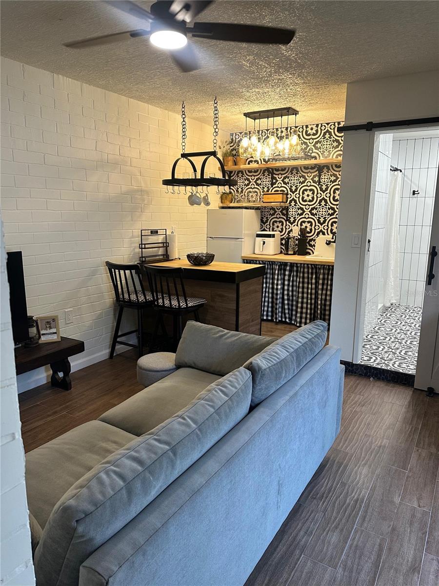 905 PATRICIA AVE, DUNEDIN, FL, 34698