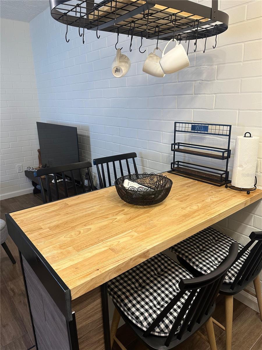 905 PATRICIA AVE, DUNEDIN, FL, 34698