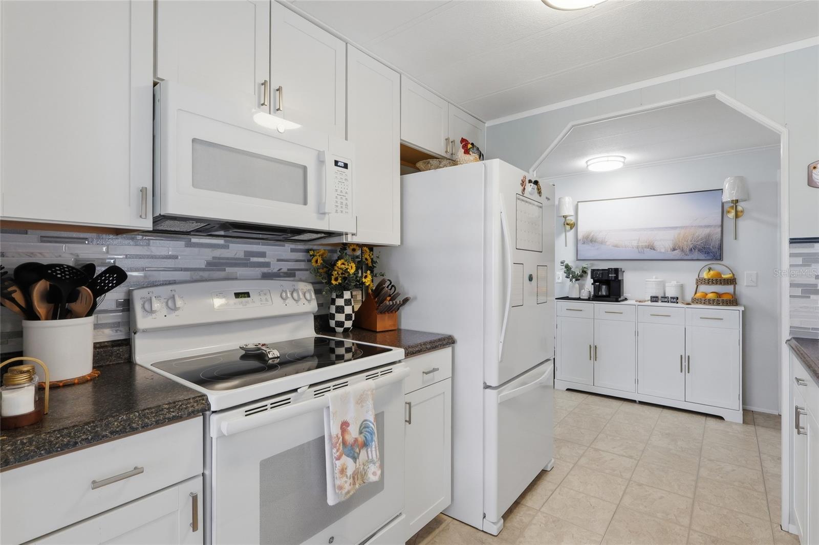 36620 KAY AVE, ZEPHYRHILLS, FL, 33542