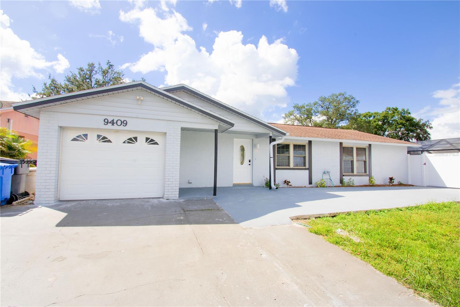 9409 LONSDALE CT, TAMPA, FL, 33615