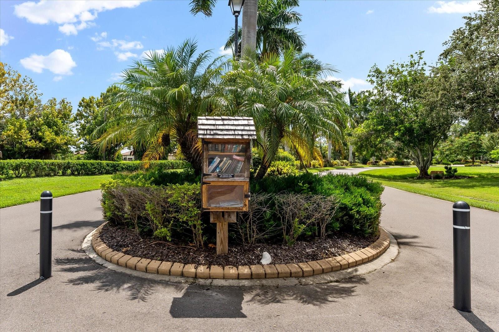 6119 9TH AVENUE CIR NE, BRADENTON, FL, 34212