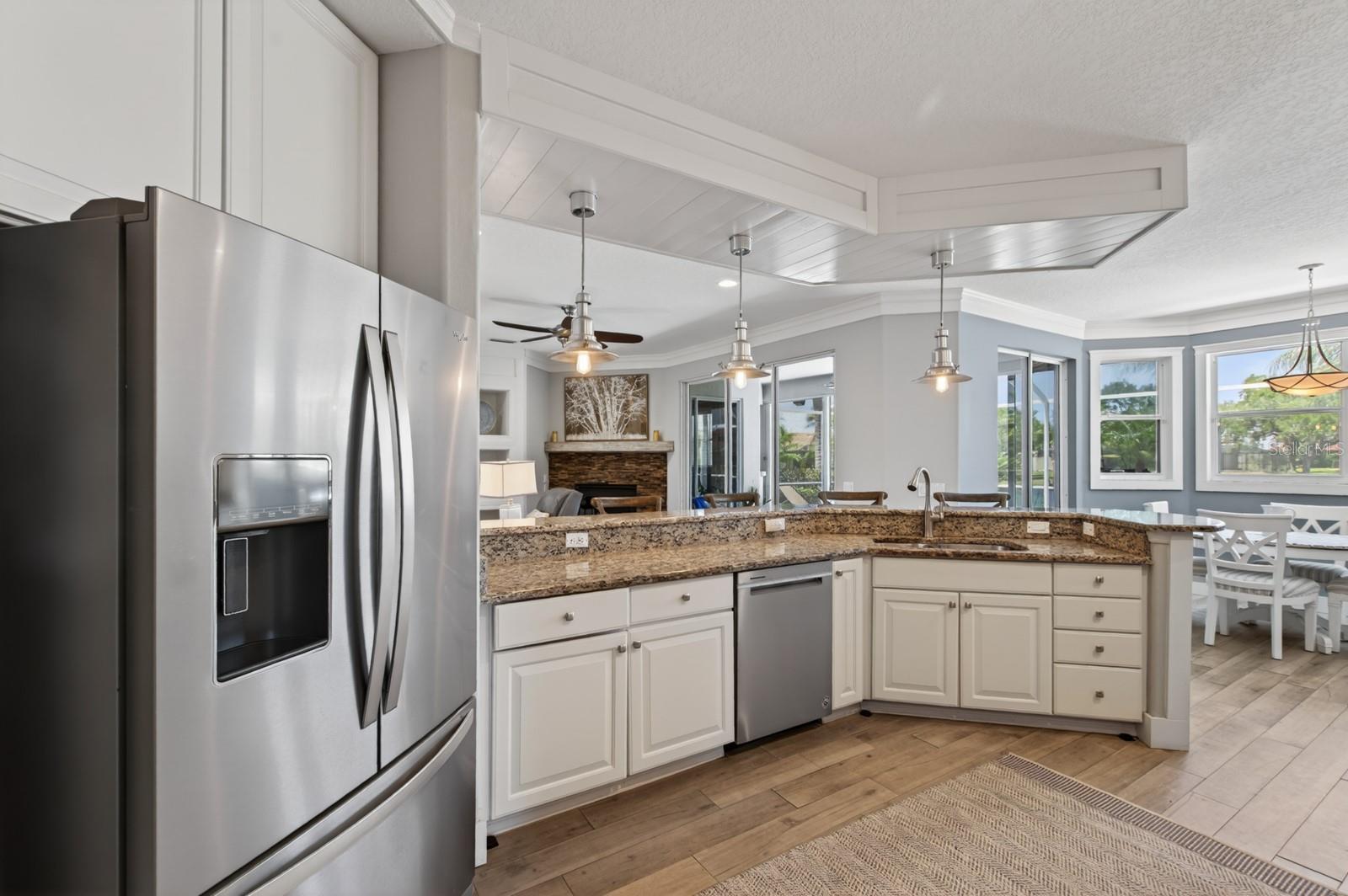 6119 9TH AVENUE CIR NE, BRADENTON, FL, 34212