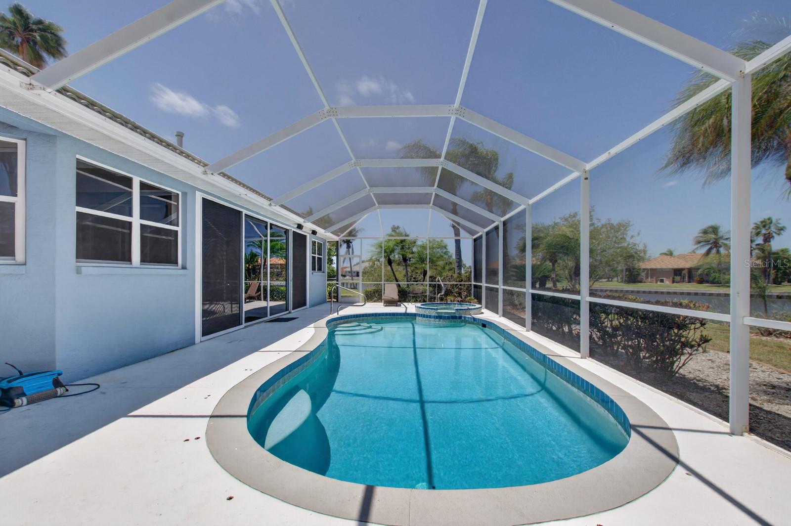 6119 9TH AVENUE CIR NE, BRADENTON, FL, 34212