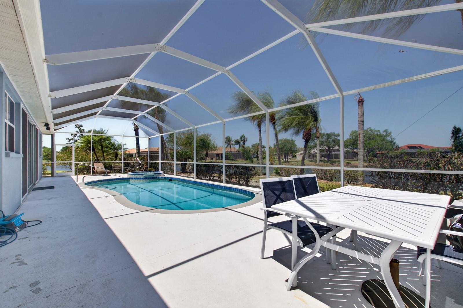 6119 9TH AVENUE CIR NE, BRADENTON, FL, 34212