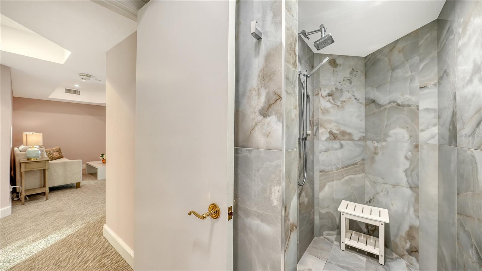 1241 GULF OF MEXICO DR #304, LONGBOAT KEY, FL, 34228