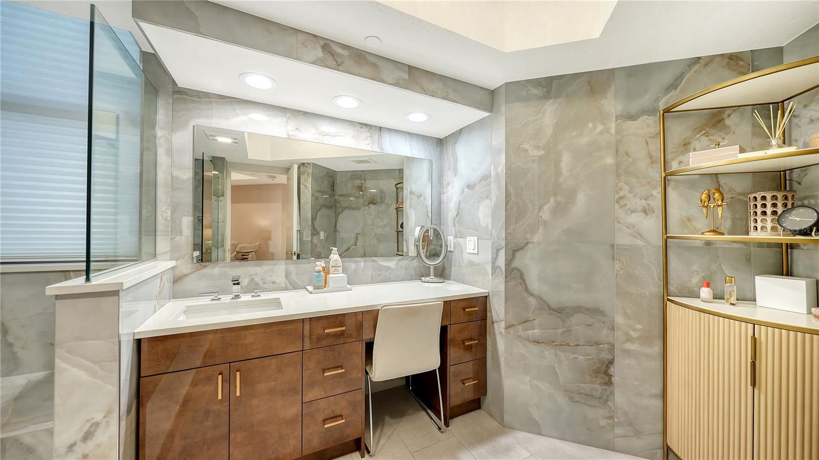 1241 GULF OF MEXICO DR #304, LONGBOAT KEY, FL, 34228