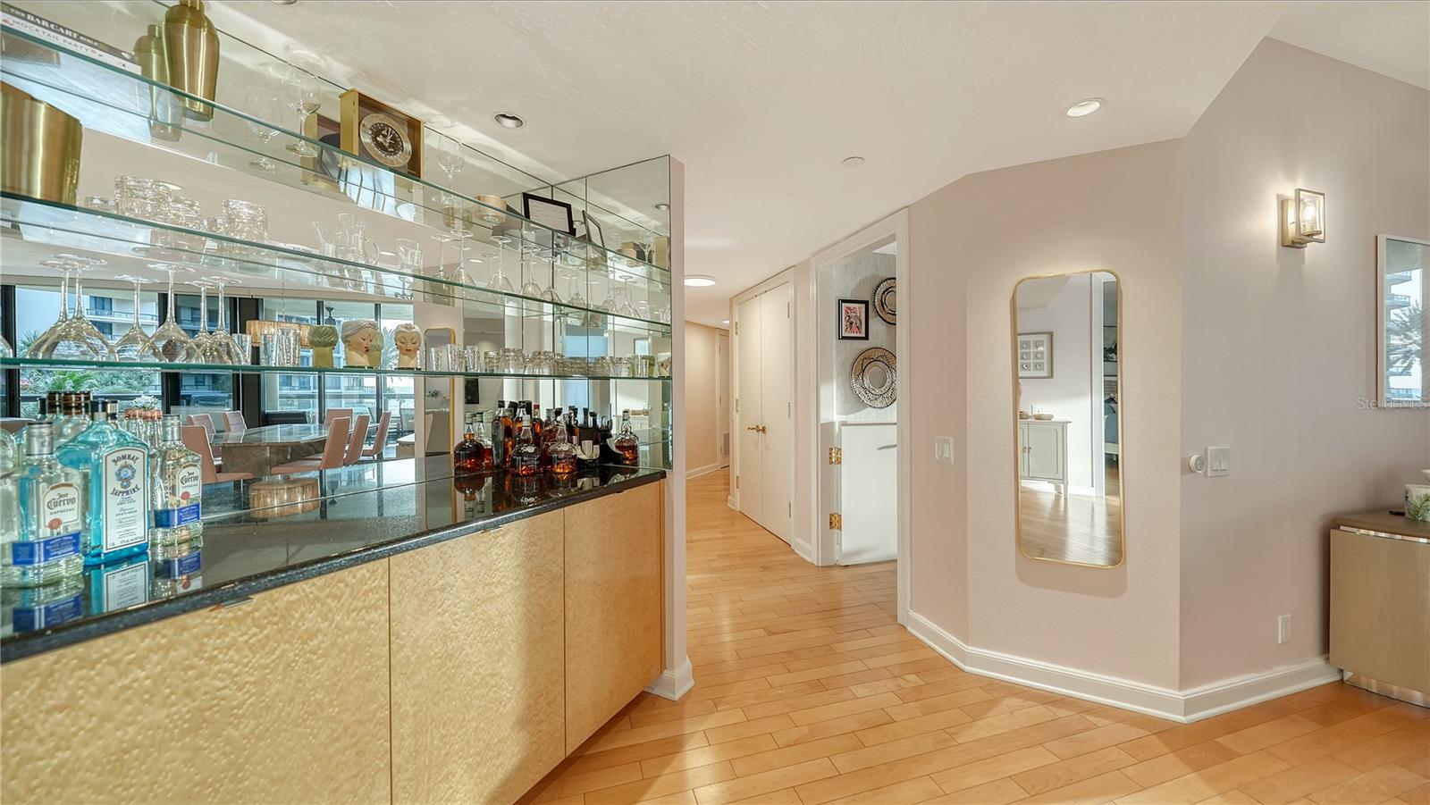 1241 GULF OF MEXICO DR #304, LONGBOAT KEY, FL, 34228