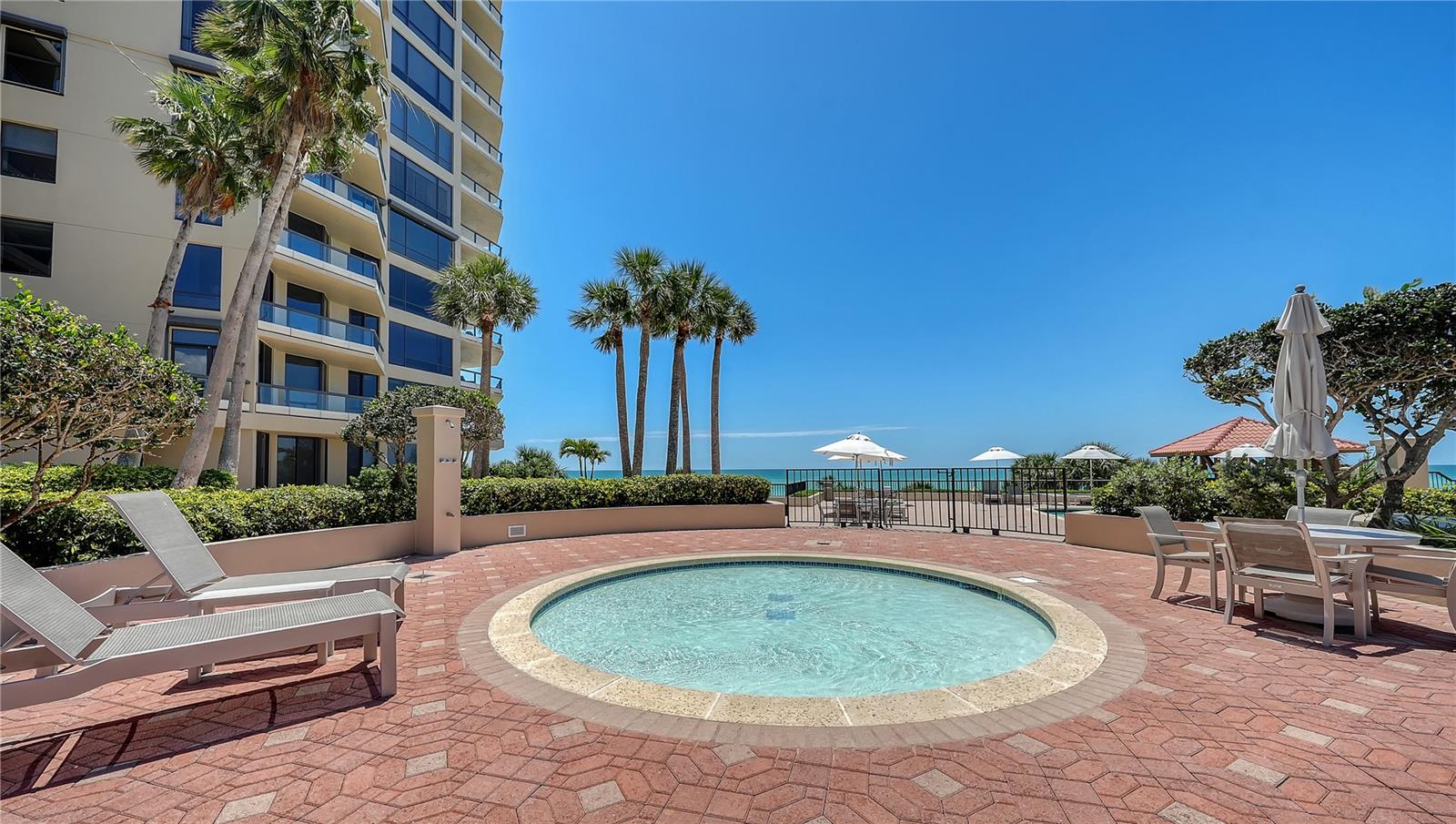 1241 GULF OF MEXICO DR #304, LONGBOAT KEY, FL, 34228