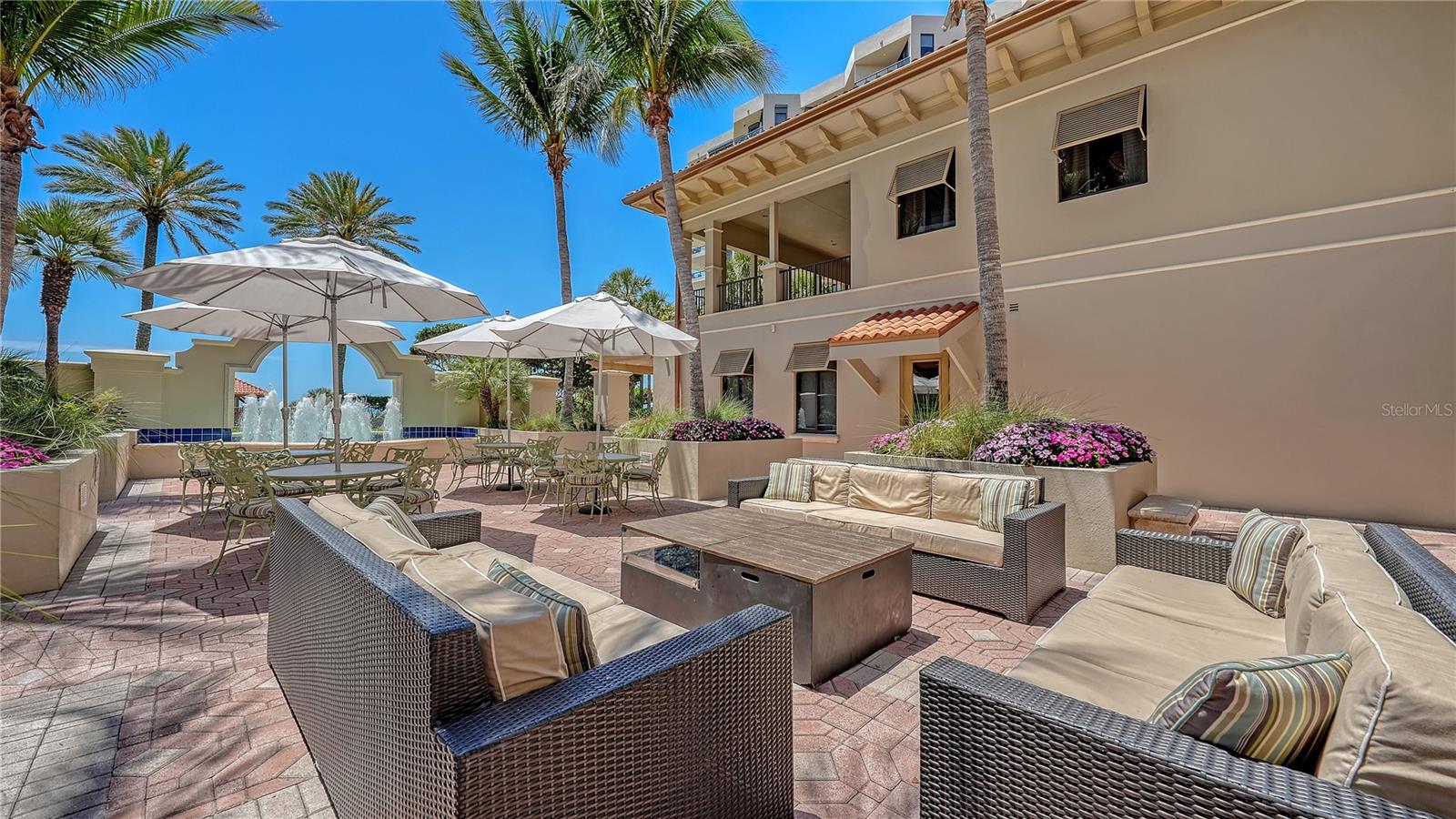 1241 GULF OF MEXICO DR #304, LONGBOAT KEY, FL, 34228