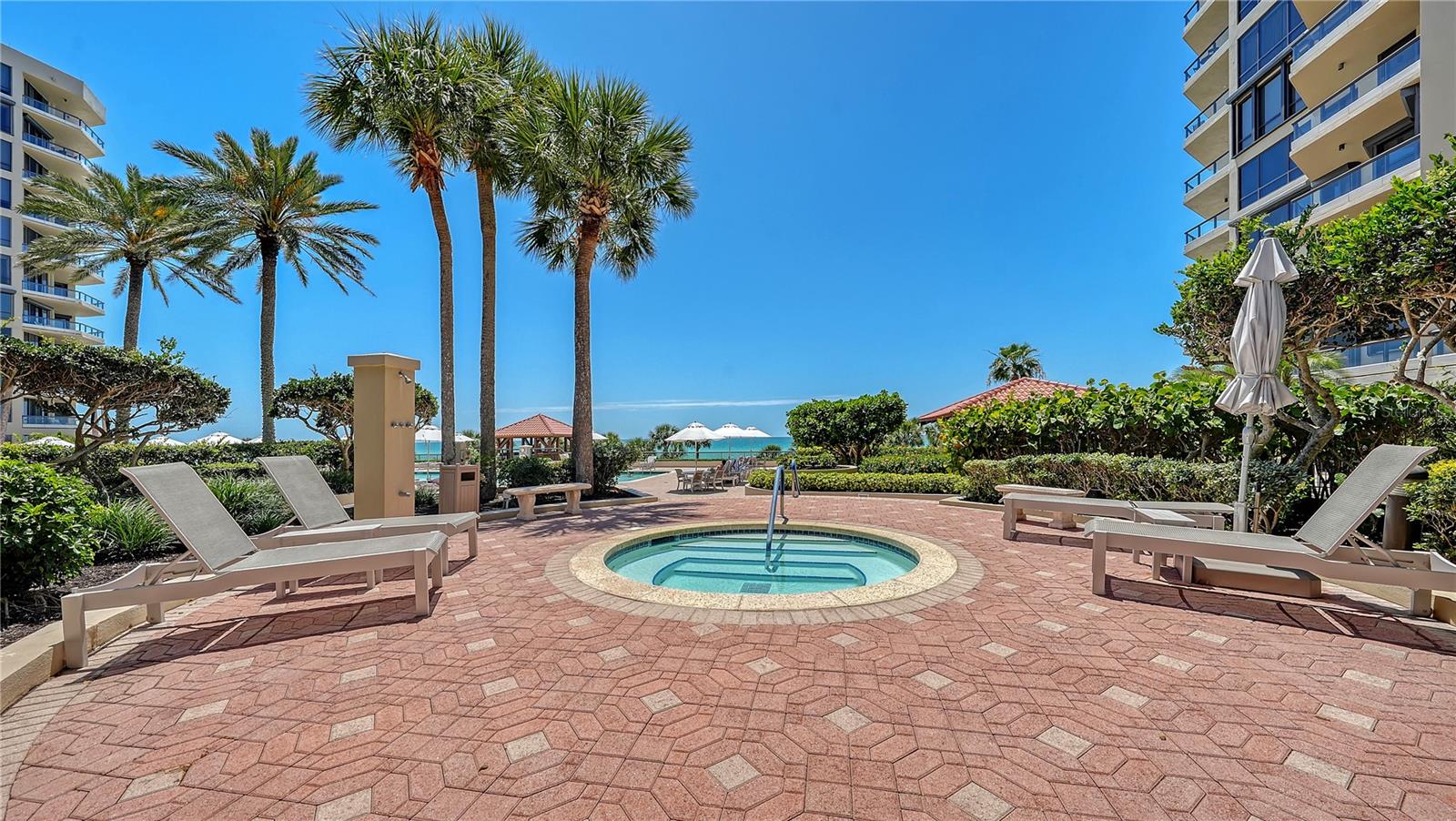 1241 GULF OF MEXICO DR #304, LONGBOAT KEY, FL, 34228
