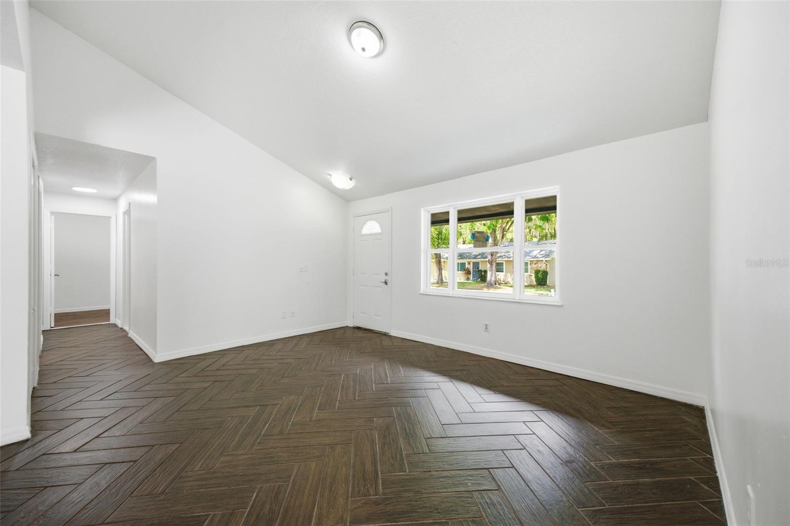 1065 FOXWOOD DR, LUTZ, FL, 33549