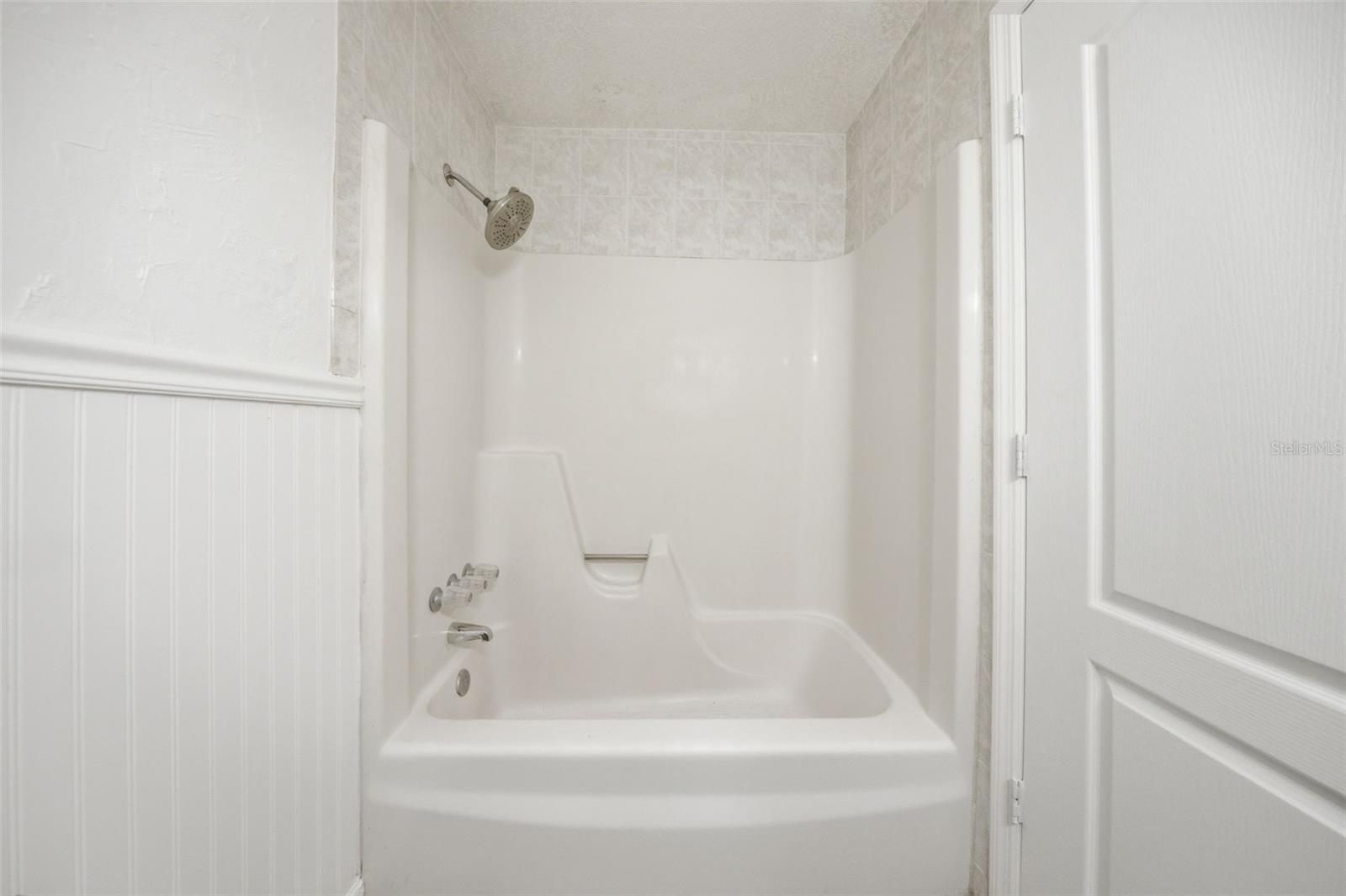 1065 FOXWOOD DR, LUTZ, FL, 33549