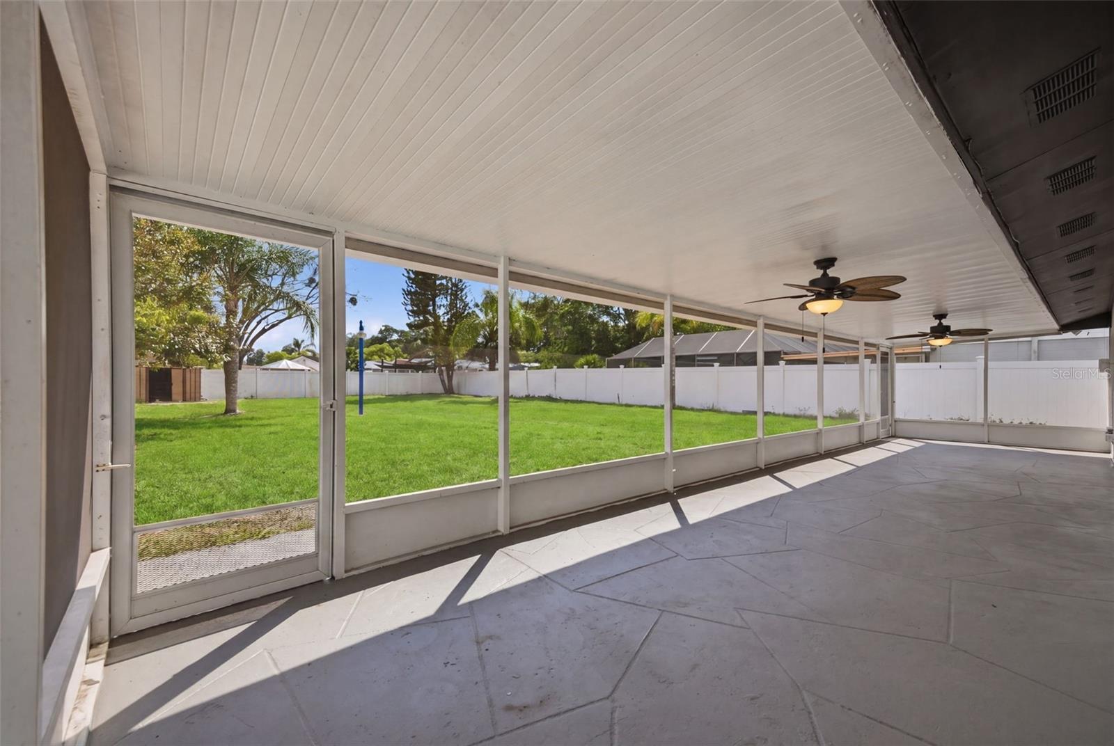 1065 FOXWOOD DR, LUTZ, FL, 33549