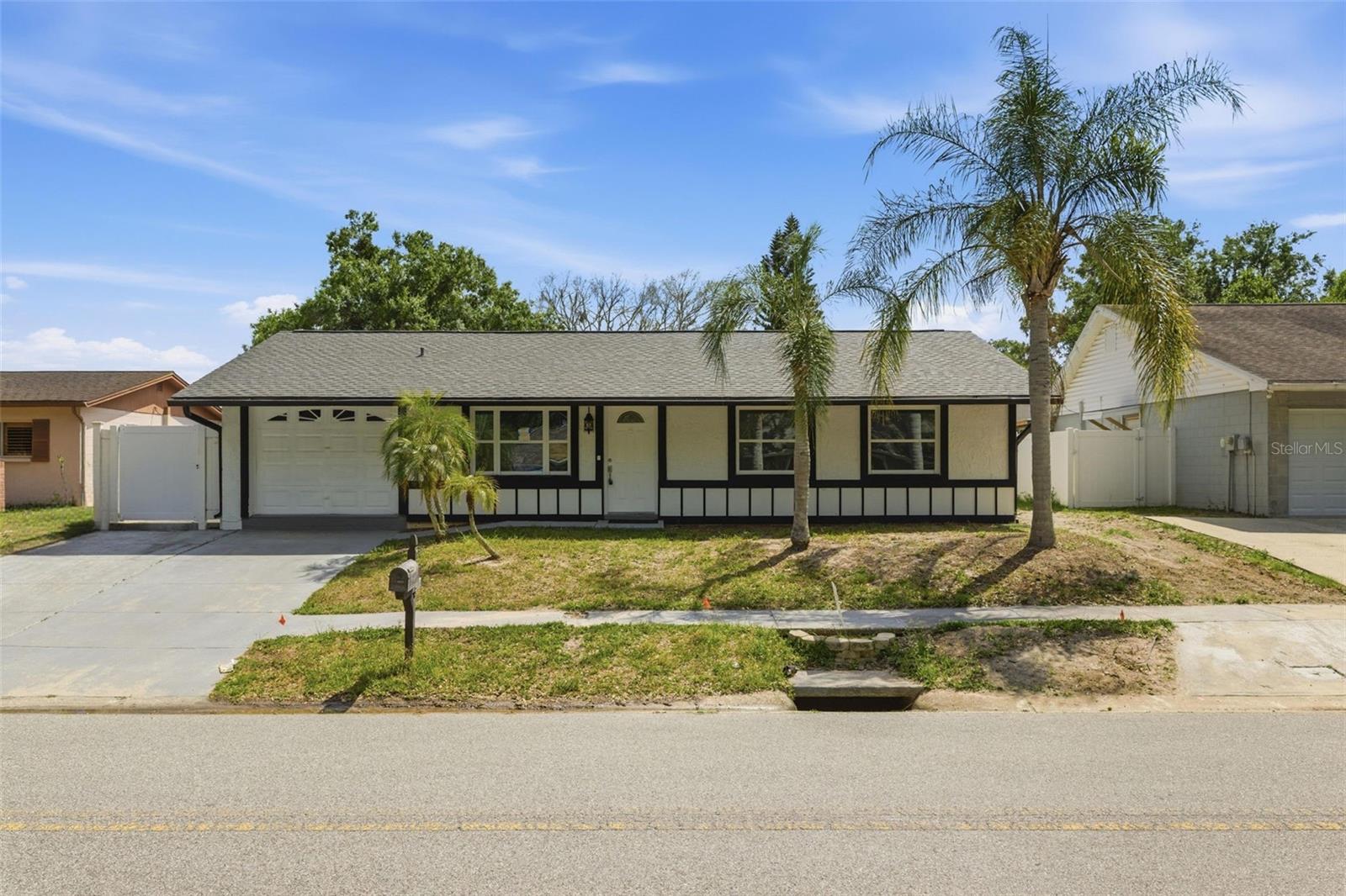 1065 FOXWOOD DR, LUTZ, FL, 33549