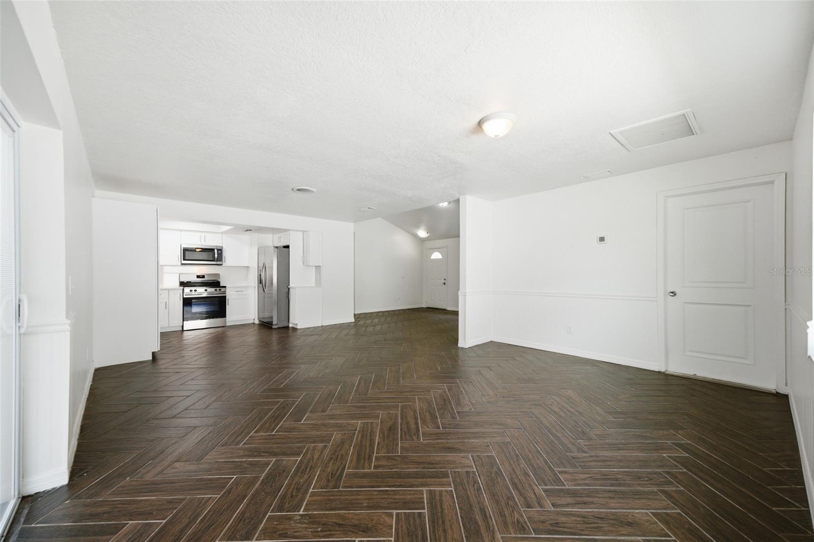 1065 FOXWOOD DR, LUTZ, FL, 33549