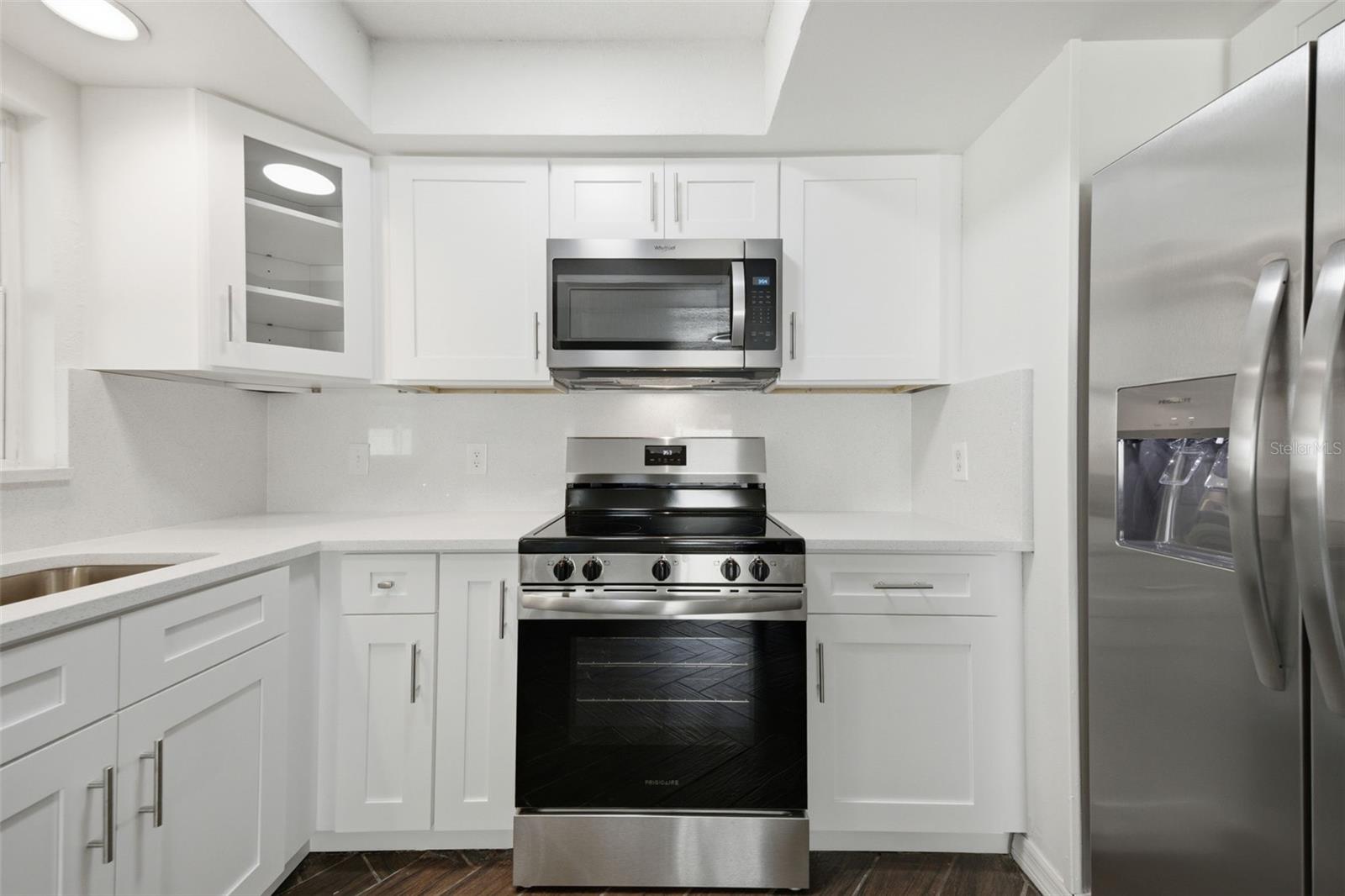 1065 FOXWOOD DR, LUTZ, FL, 33549