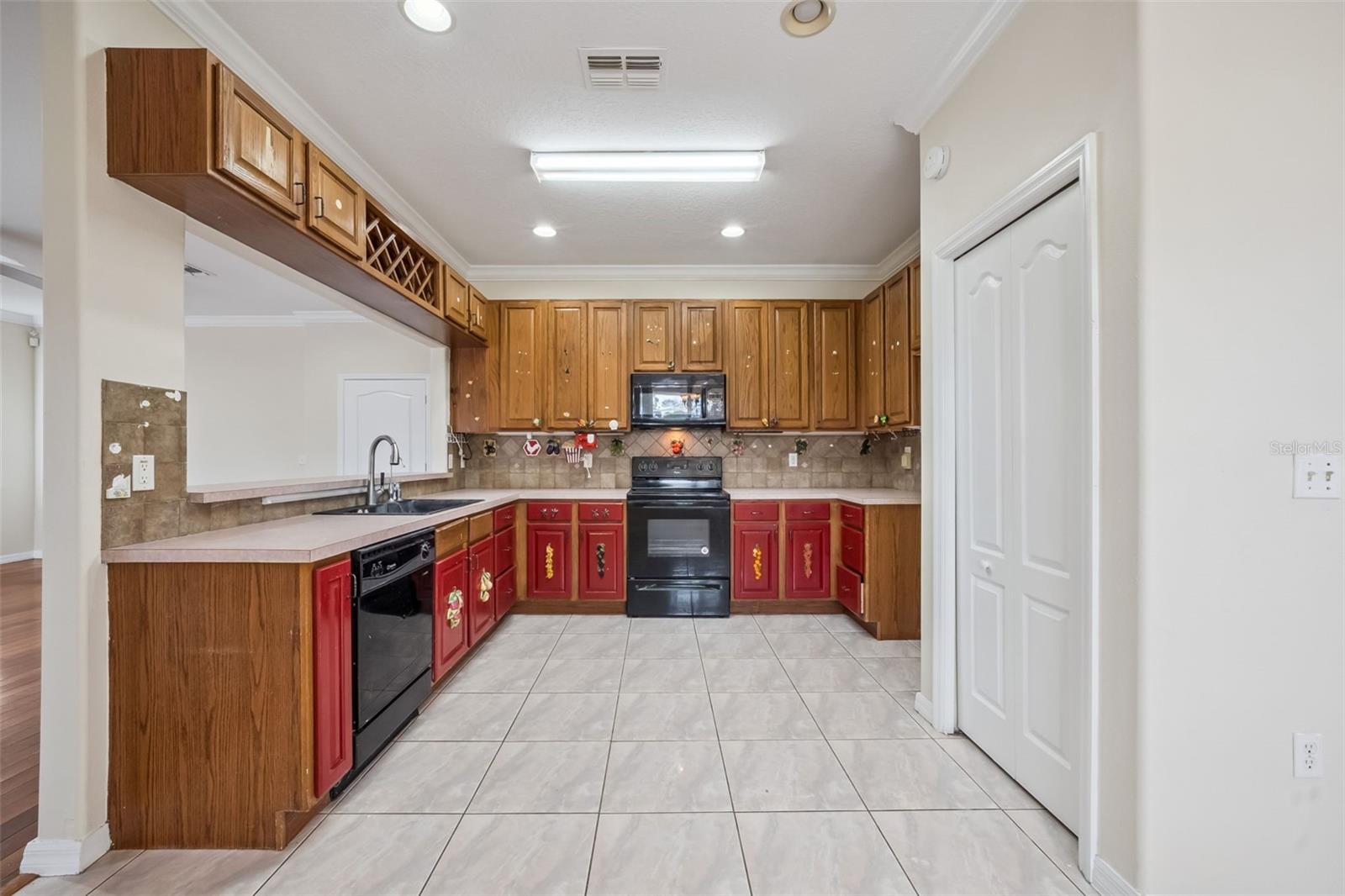 106 CASTLEFORD WAY, KISSIMMEE, FL, 34758
