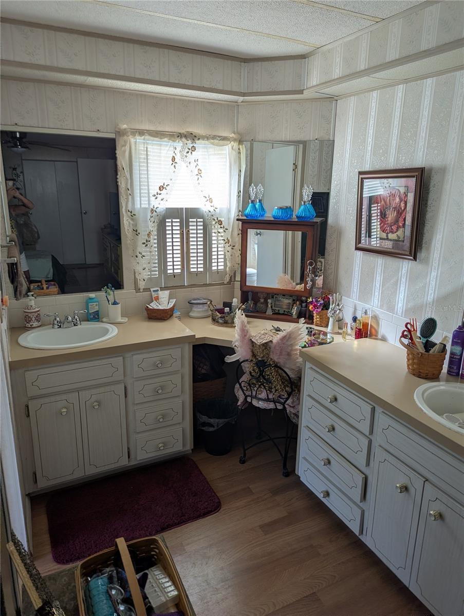 34214 CANAL DR N, PINELLAS PARK, FL, 33781