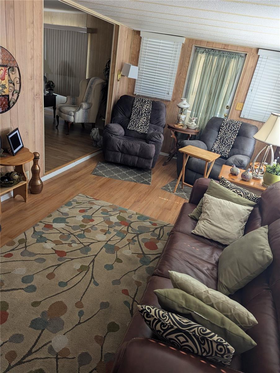 34214 CANAL DR N, PINELLAS PARK, FL, 33781