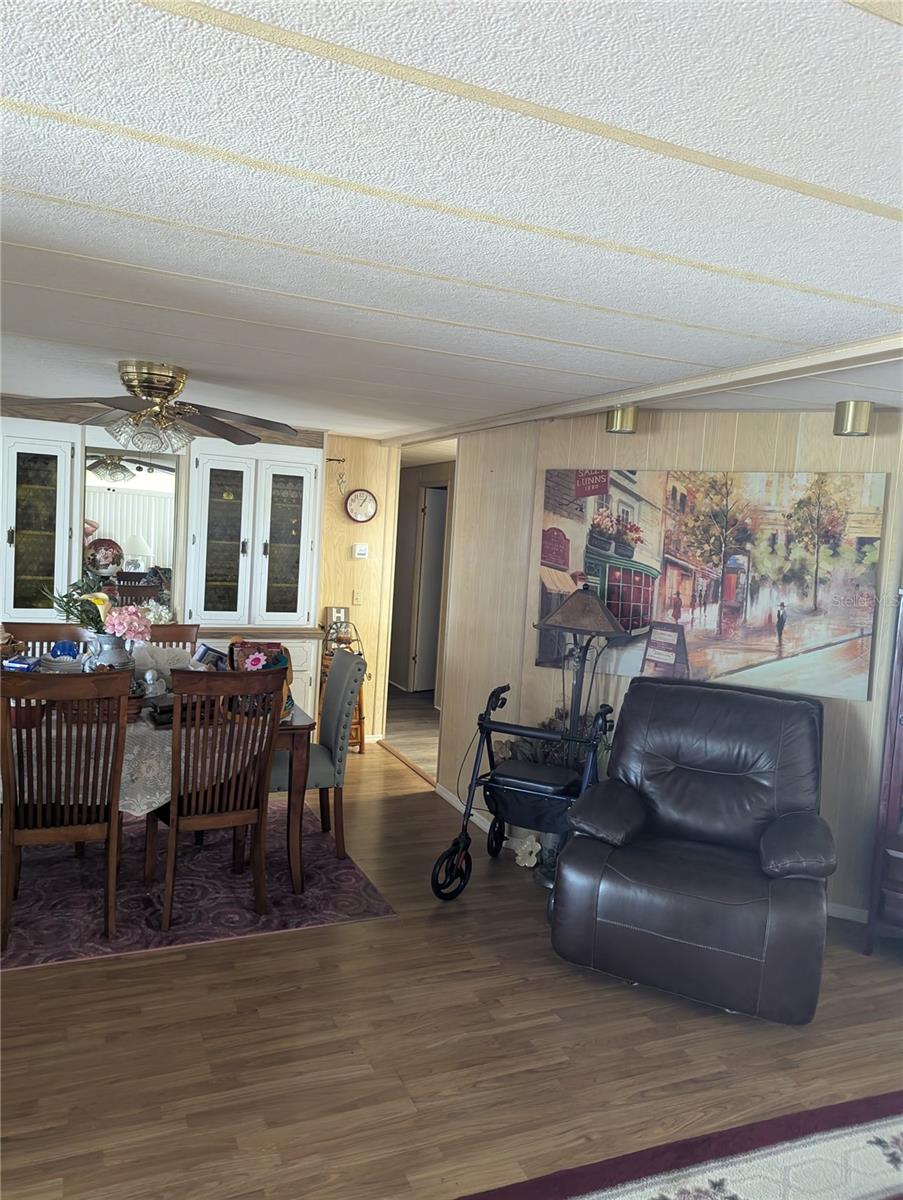 34214 CANAL DR N, PINELLAS PARK, FL, 33781