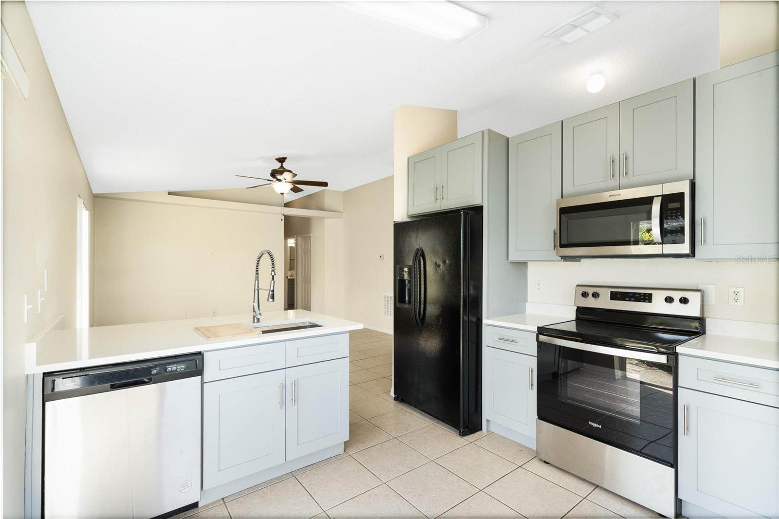 2429 DAFFADIL TER, SANFORD, FL, 32771