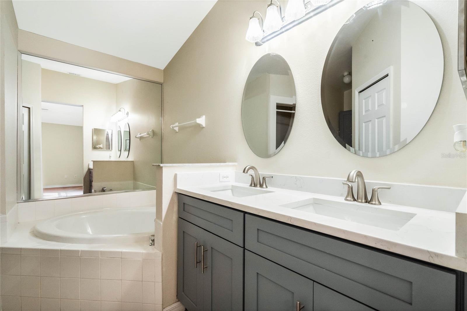 2429 DAFFADIL TER, SANFORD, FL, 32771