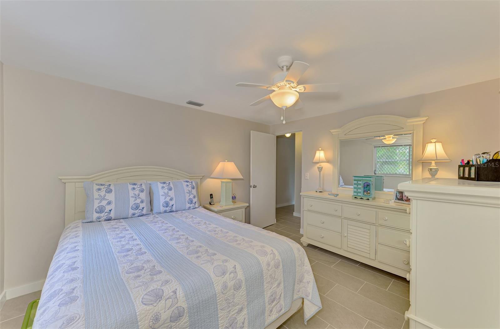 201 LYONS BAY RD, NOKOMIS, FL, 34275