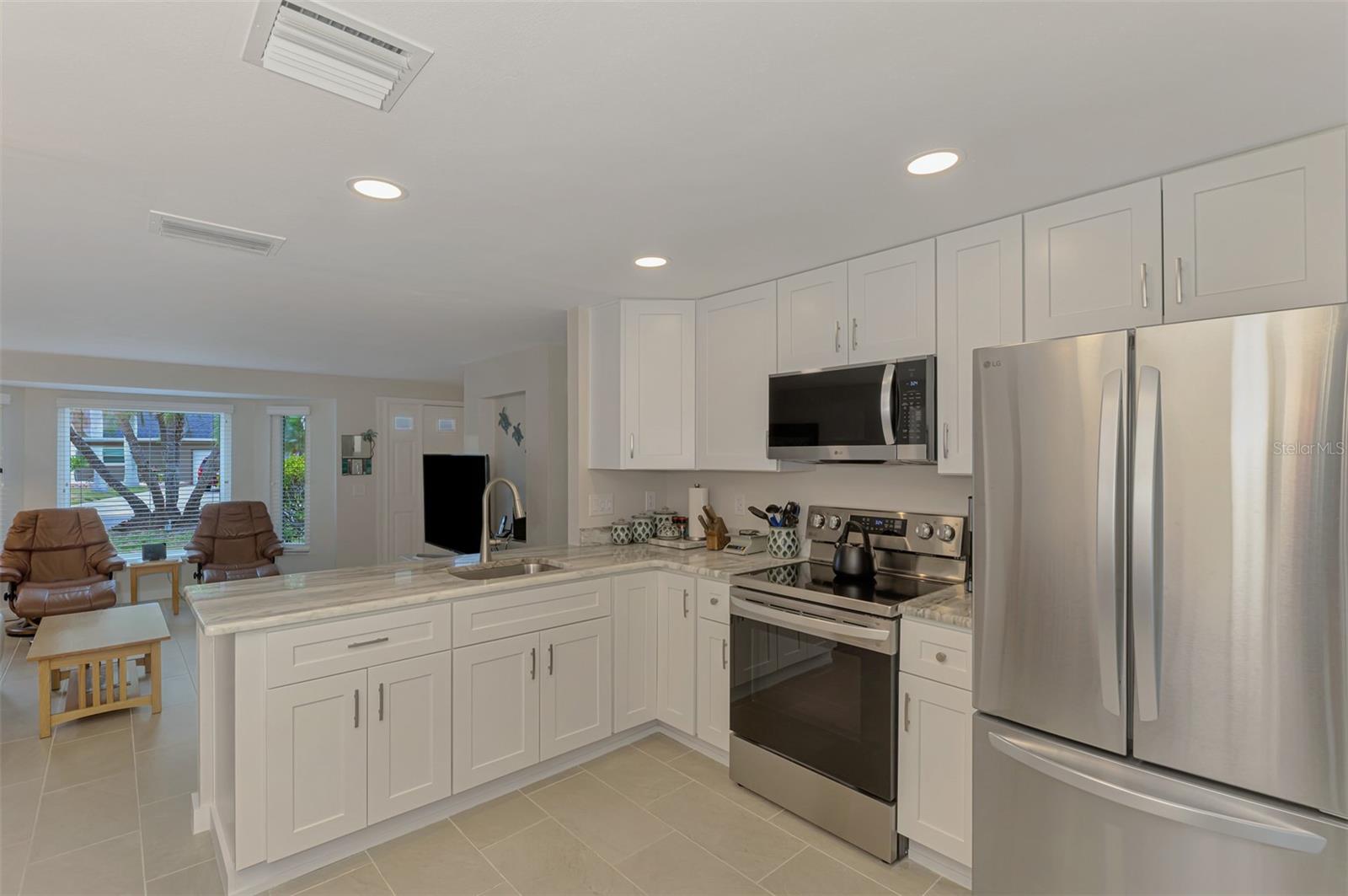 201 LYONS BAY RD, NOKOMIS, FL, 34275