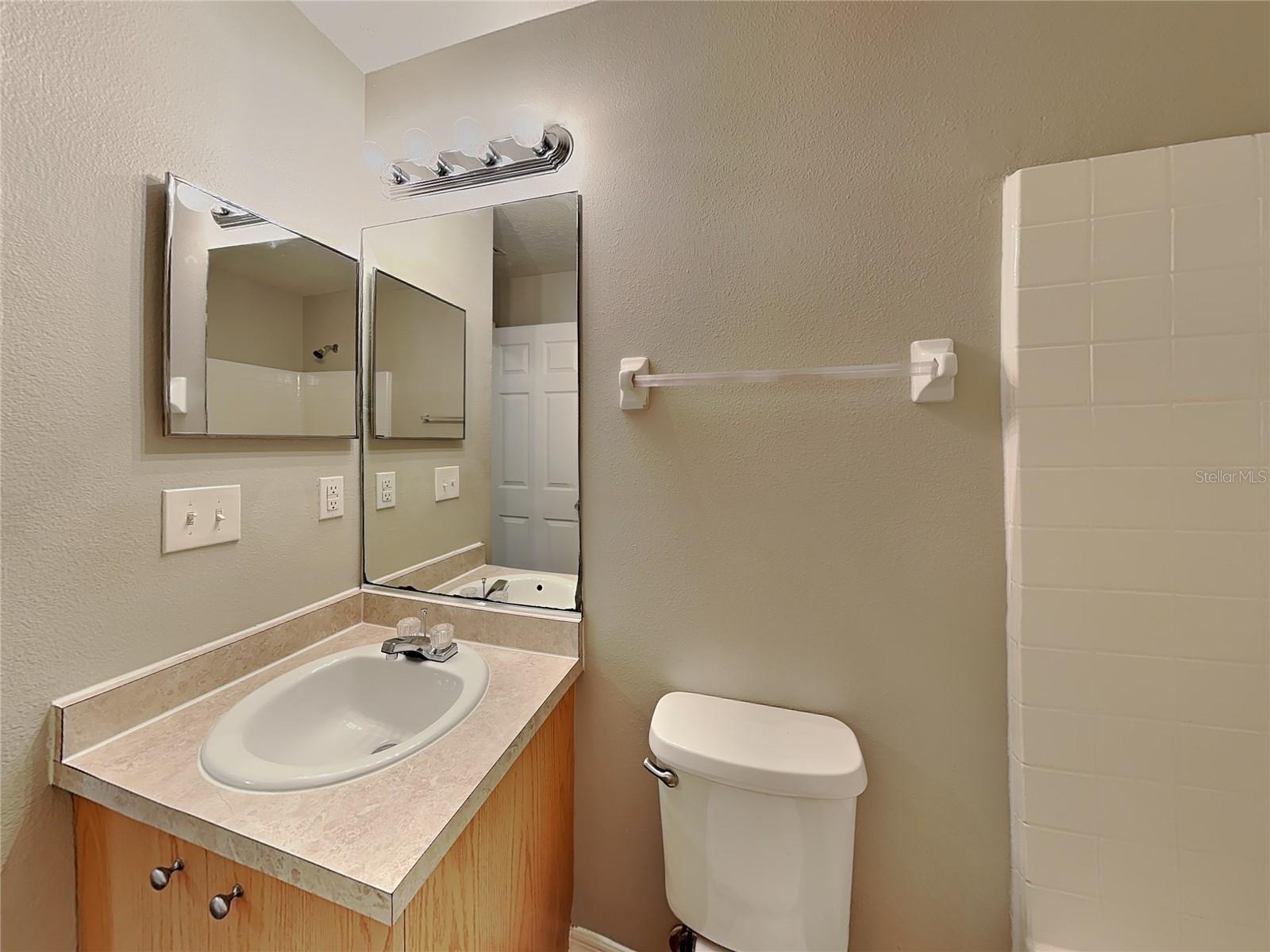 OAK HAVEN, BRADENTON, FL, 34208