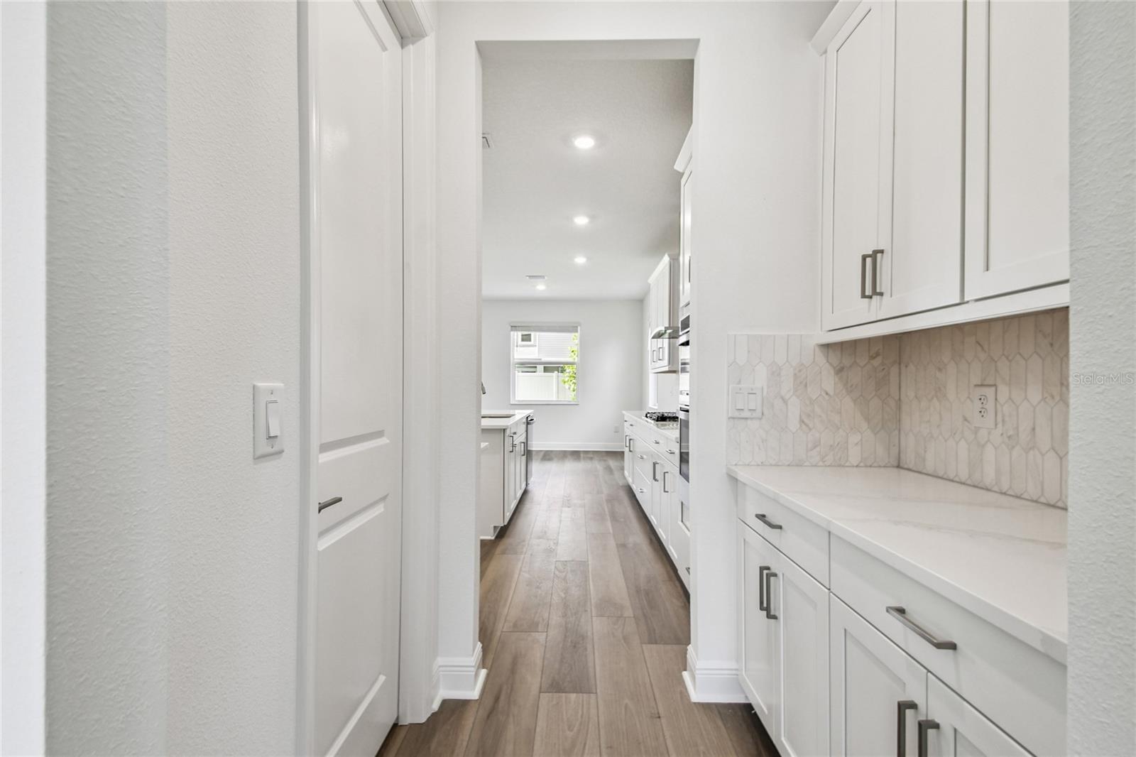 7579 SEAHAWK AVE, SARASOTA, FL, 34241